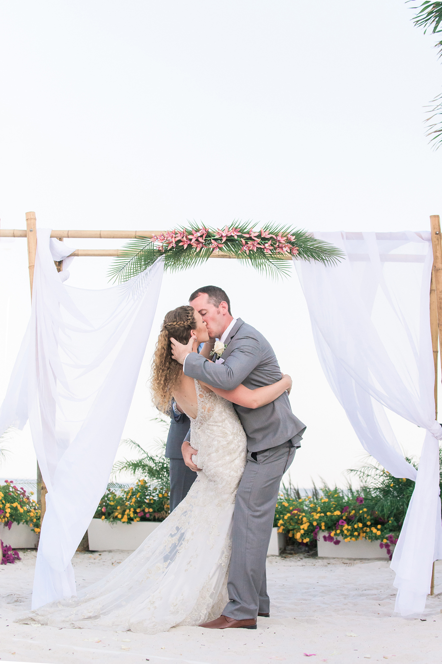 Amy Ethan Are Married Chesapeake Beach Resort Spa Wedding